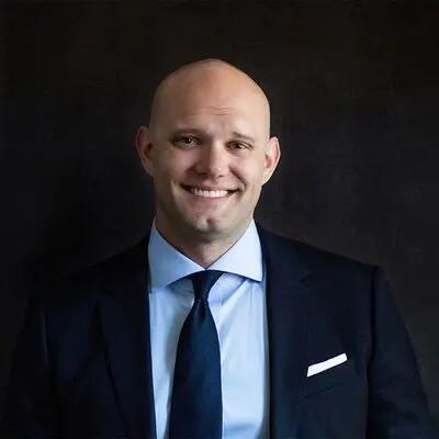 James Clear headshot